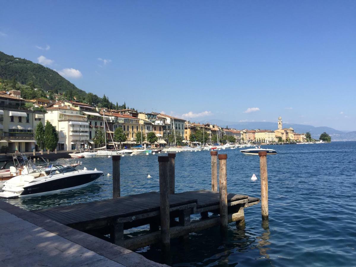 Appartamenti Al Golfo ซาโล ภายนอก รูปภาพ